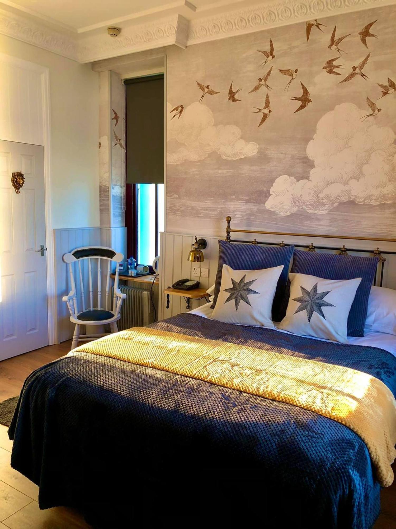 No: 1 The Esplanade Guest Accommodation. Tenby Luaran gambar